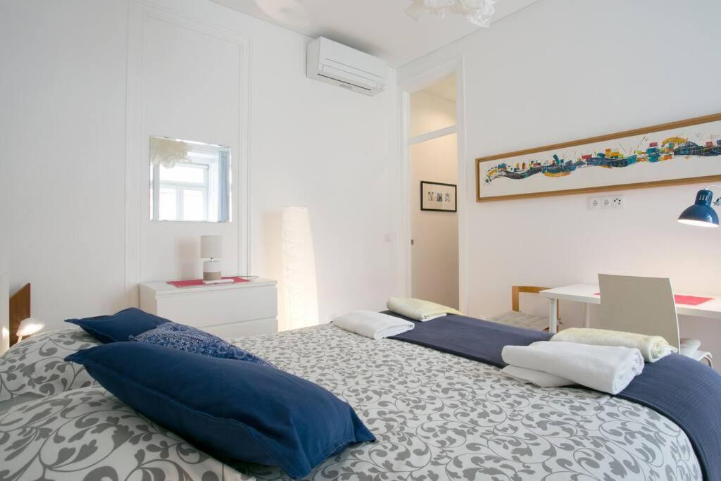 Principe Real Beautiful View 3 Bedrooms Flat! Lisbona Esterno foto