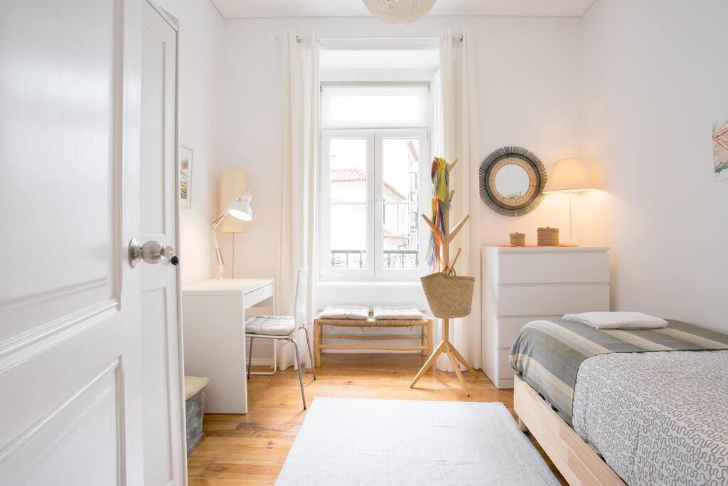 Principe Real Beautiful View 3 Bedrooms Flat! Lisbona Esterno foto